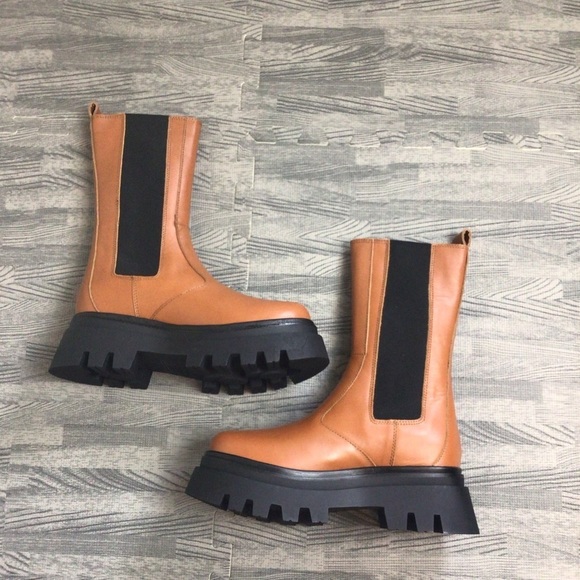 ALOHAS NWOT All Rounder Chelsea Boot - Picture 8 of 15